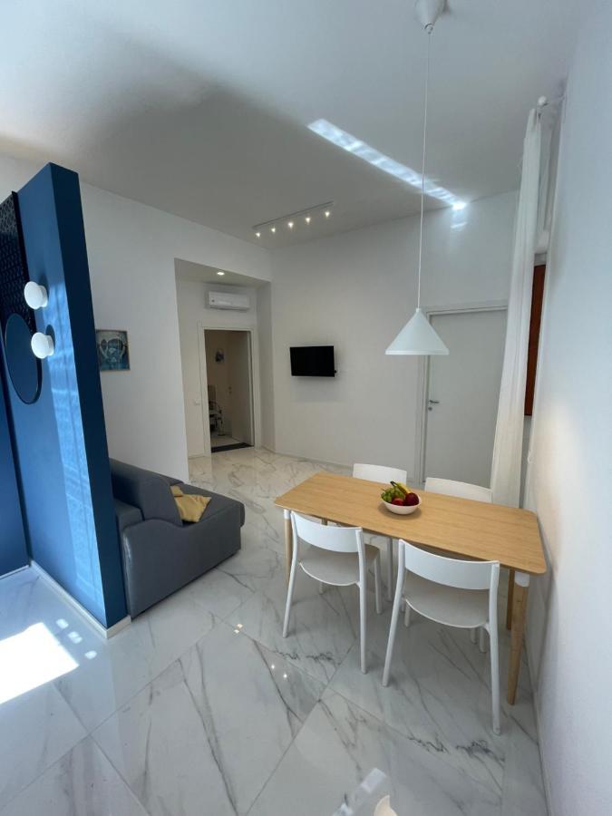 Pierrot E La Luna House Salerno Centro Kültér fotó